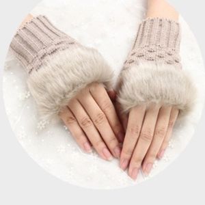Fingerless Knit Gloves with Faux Fur Trim